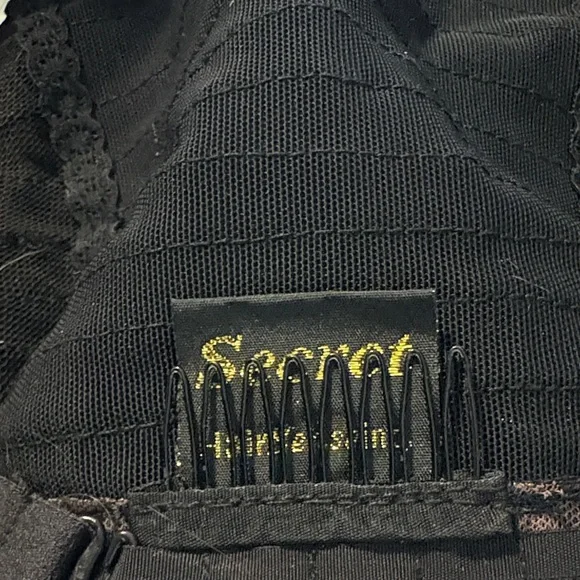 Luxurious Brown Wavy Hair Wig - Picture 5 of 7